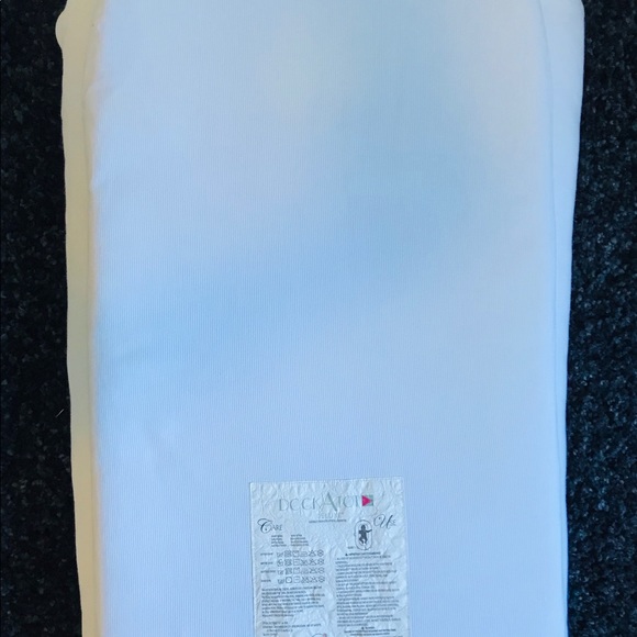 Dockatot Delux+ Pristine White - Picture 3 of 3